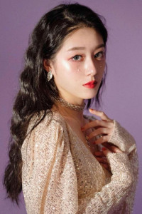 Feng Yiyi