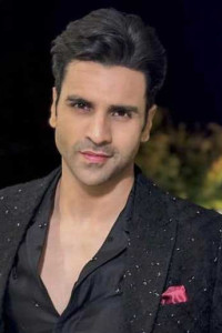 Vivek Dahiya