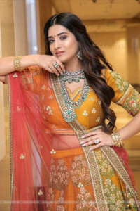 Parul Chauhan