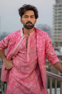 Nakuul Mehta
