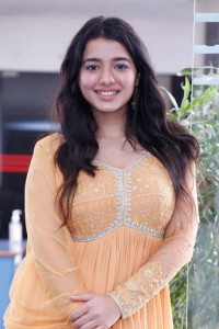 Kritika Shaarm
