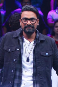 Dharmesh Yelande