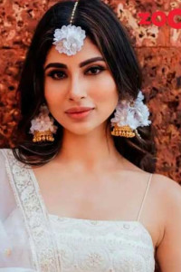 Mouni Roy