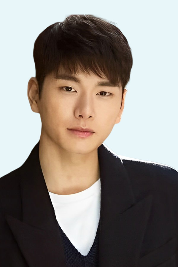 Lee Yi Kyung