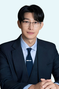 Kang Ki Young