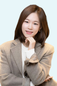 Han Ye Ri