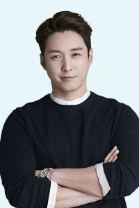 Shim Hyung Tak