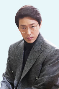 Uhm Ki Joon