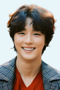 Yoon Shi Yoon