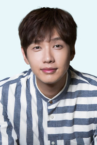 Ji Hyun Woo