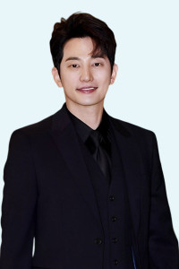 Park Shi Hoo