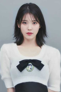 IU