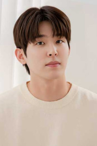 Lee Si Woo
