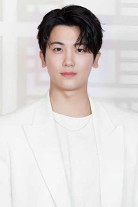 Park Hyung Sik