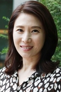 Hwang Young Hee