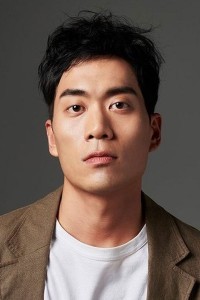 Ahn Chang Hwan