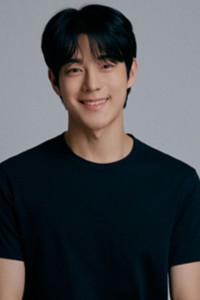 Yoo Jung Hoo